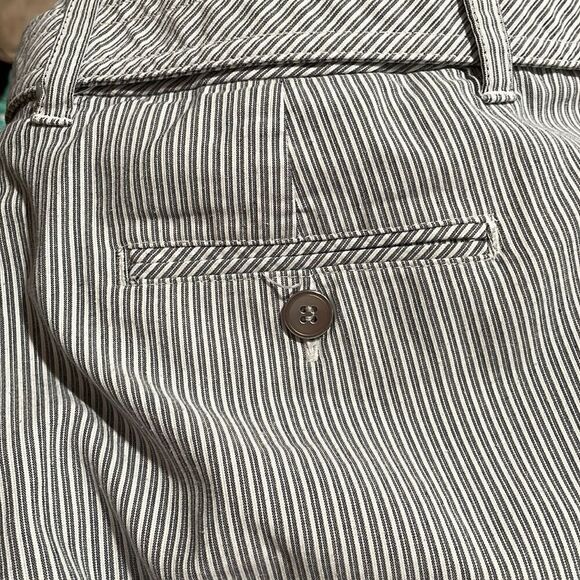 ALFANI BLUE and white striped Capris size 12 - Picture 4 of 7